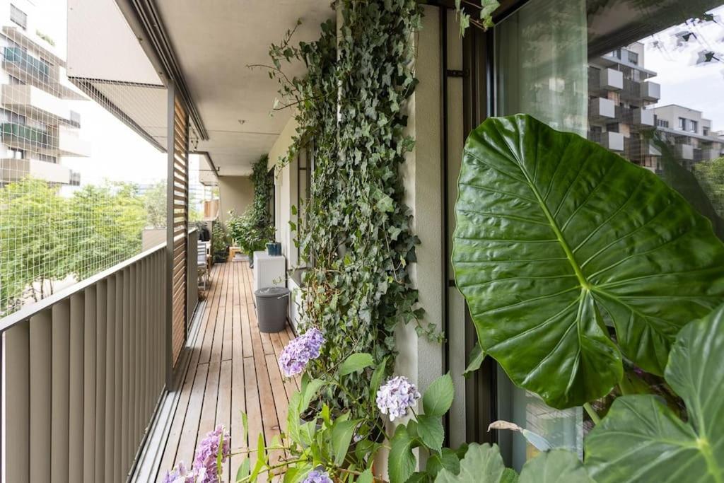 Dream Apartment - Central And Quiet With Ac And Free Parking Garage Wien Exteriör bild