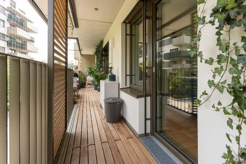 Dream Apartment - Central And Quiet With Ac And Free Parking Garage Wien Exteriör bild