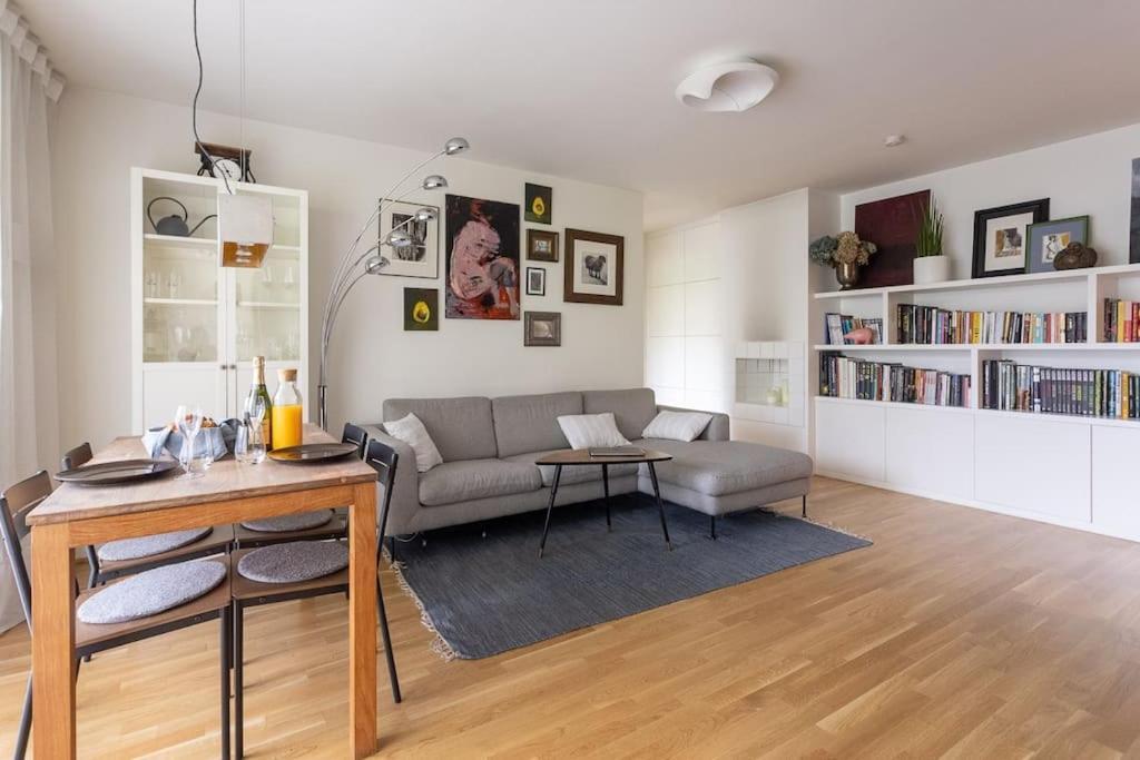 Dream Apartment - Central And Quiet With Ac And Free Parking Garage Wien Exteriör bild